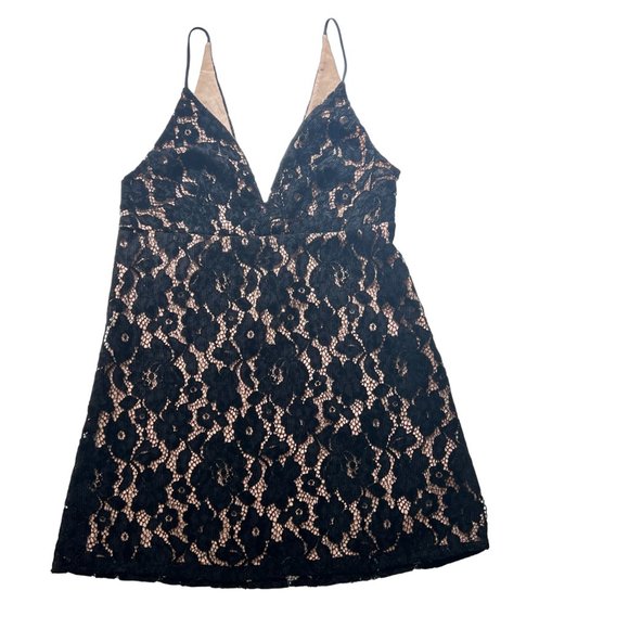 🎈HOST PICK🎈NEW! FREE PEOPLE Lace Mini Black Dress, Size 12 - Picture 7 of 16
